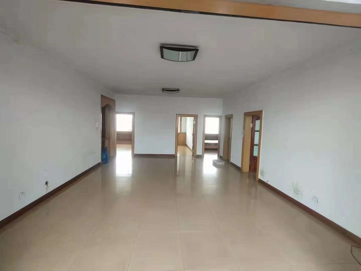 新鹤B区22号楼